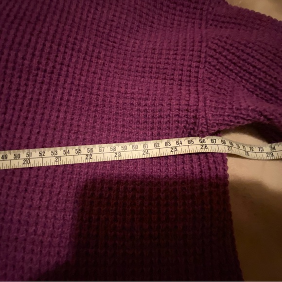 New Cotton Blend Knit Active Zone Sweater Wth Hood - Picture 10 of 11